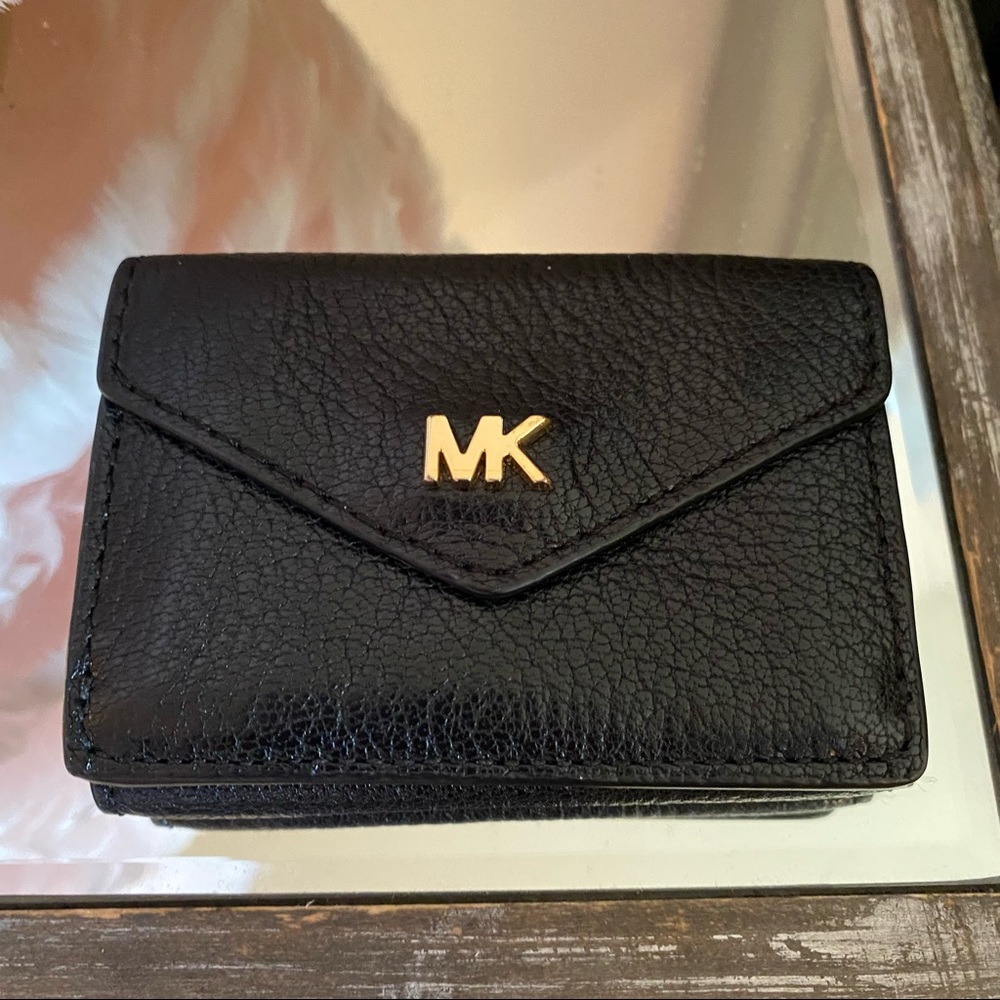 Michael Kors Black Leather Trifold Mini Wallet w Front Flap